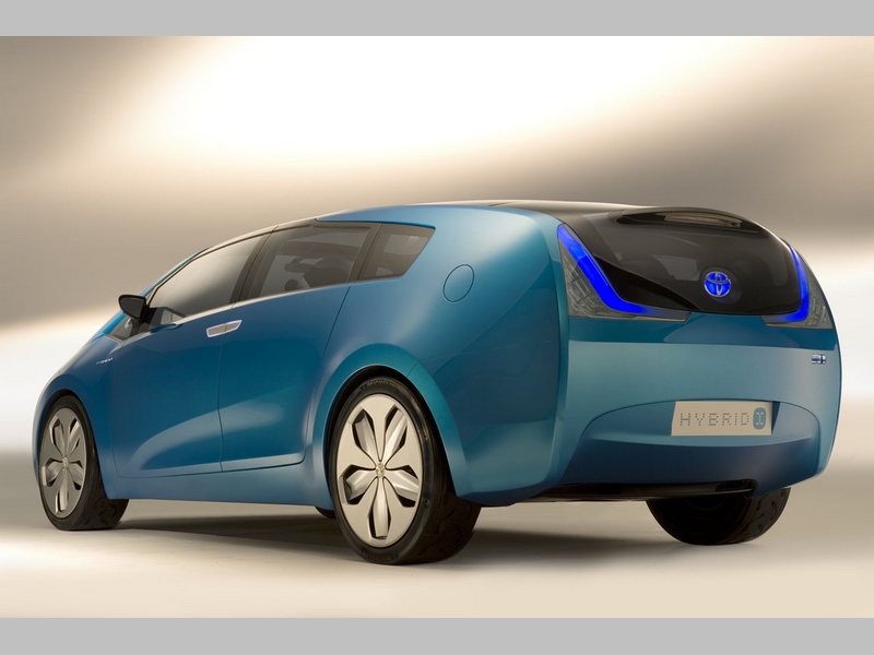Toyota Prius bude i kombi nebo SUV